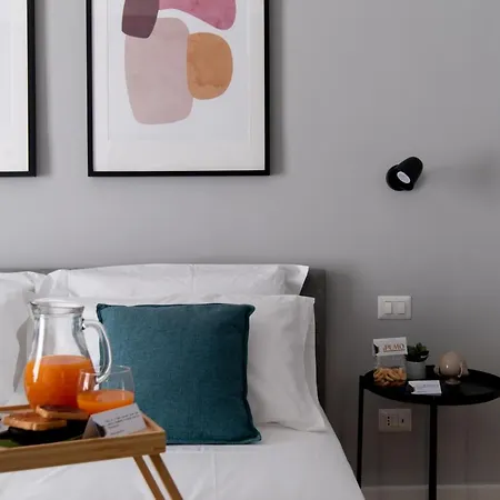 Il Pumo - Apulian Piazza Moro