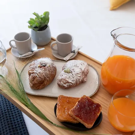 بيت ضيافة Il Pumo - Apulian Piazza Moro 4*