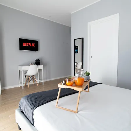 بيت ضيافة Il Pumo - Apulian Piazza Moro 4*