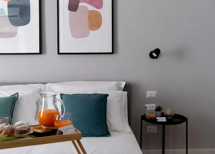 Il Pumo - Apulian Piazza Moro