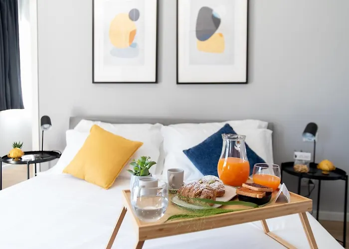 Il Pumo - Apulian Piazza Moro